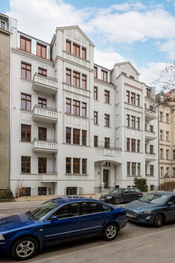 Homewell Apartments Wilson Park II Posen Exterior foto